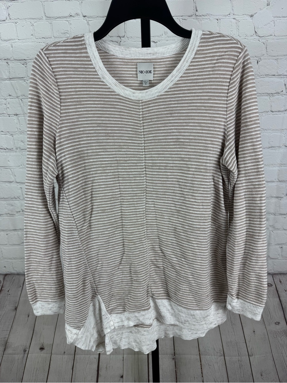 NIC+ZOE Beige Striped Asymmetric Hem Long Sleeve Pullover Sweater Small
